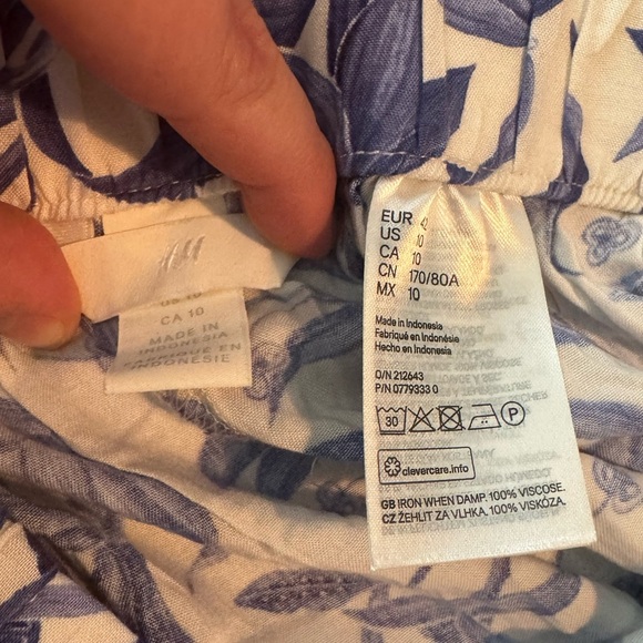 H&M 2 Piece Floral Pant Set Size 10 Blue & White - Picture 7 of 16
